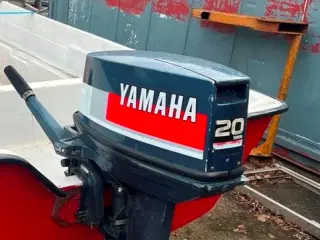 Yamaha 20hk kortbenet påhængsmotor