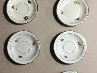 8 Underkopper fra Københavns Porcelæn Maleri
