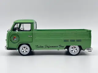 1969 VW T2a Pritsche / Sika 1:18