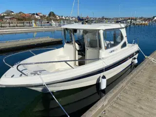 Bella 572C med 90hk Evinrude E-tec