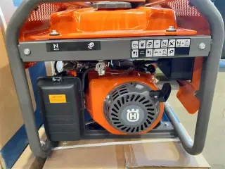 - - - HUSQVARNA G3200P