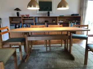 Spisebord + 6 stole i massiv ef