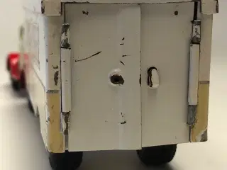 TEKNO...VOLVO LEEUWEN ZEGEL