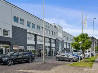 395 m² stort kontorlejemål - Kontorlokaler ved Viby Torv.