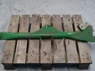 John Deere 2450 L.H. Liftarm AL31953