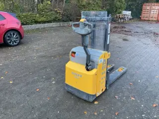 Atlet Stabler 2020  1250Kg 200CmLøft 200 Timer