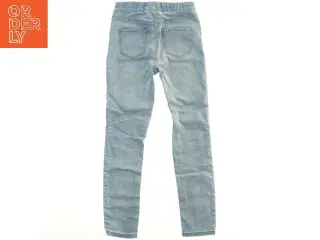 Børnejeans med enhjørninge-motiv fra H&M (str. 122)