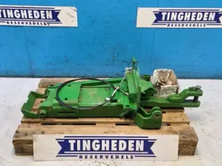 John Deere 6R Hitch AL229595