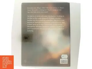 Universet i en nøddeskal af Stephen W. Hawking (Bog)