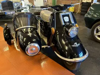 Heinkel Tourist 200 med sidevogn nysynet