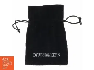 Halskæde og smykkepose fra Dyrberg Kern (str. 51 cm)