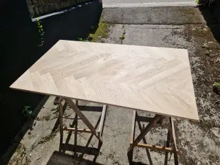 Bordplade Sildeben Eg