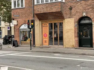 CENTRALT OG GODT BELIGGENDE LEJEMÅL PÅ FREDERIKSBERG