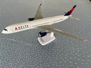 Delta Airbus A350-900 1:200