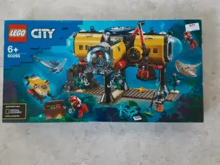 Lego city, hel ny. Pris. 500.kr. bud modtaget. 