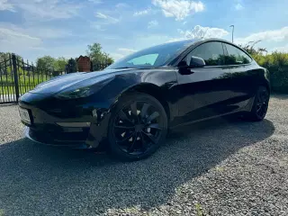 Næsten nye Tesla fælge med super dæk.