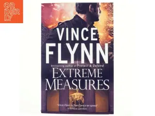 Extreme Measures af Vince Flynn (Bog)