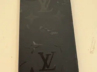 Sort Louis Vuitton cover