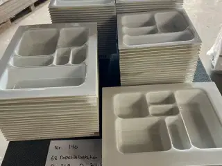 Diverse bestik bakker med ca. mål