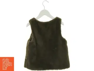 Vest i pels fra Pomp de Lux (str. 134 cm)