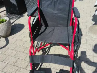 Kørestol næsten ny
