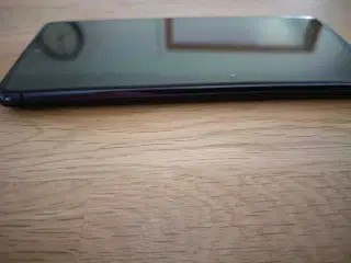 Velholdt Samsung 128gb