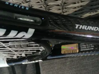 T KETCHER, PRINCE THUNDER POWER 1100 FLOT STAND