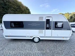 2019 - Hobby Excellent 560 LU   Enkeltsenge - Mover - Gulvvarme - Fortelt