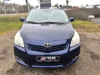 Toyota Sportsvan 2,0 D-4D T2