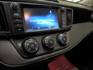 Toyota RAV4 2,0 D-4D T2