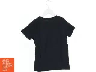 Sort T-shirt med tryk fra Name It (str. 134)