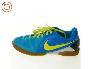 Sko fra Nike (str. 22 cm)