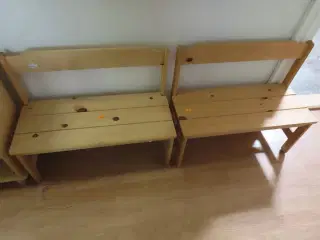 2 stk. bænke i træ til børn