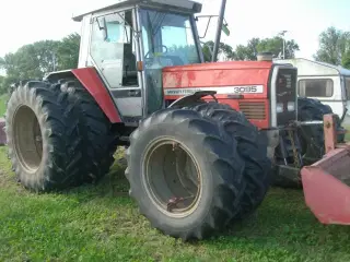 Diverse traktorer /mejetærsker 