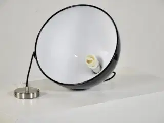Design by frandsen loftslampe, sort