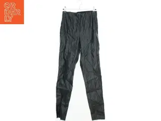 Læderbukser fra H&M (str. 170)