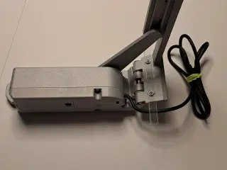 motor til vægbeslag, Beovision 11