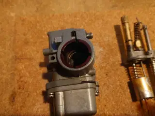 FS1 71' 16mm karburator
