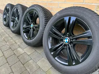 17” Originale BMW helårsfælge 5x120 med tpms.