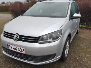 VW Touran, Ny syn13, dec, 24,7, personer