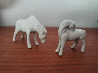 Små porcelænsheste