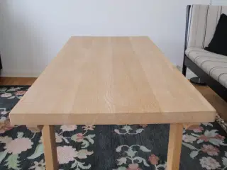 Sofabord i egetræ