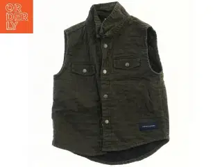 Vest med trykknapper fra Name It (str. 104)