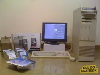 KÖBES Amiga 2000 & 3000T (Commodore)