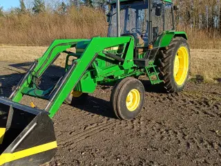 John Deere 1640 med læsser