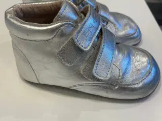 hjemmesko | GulogGratis - Børnesko | Billige, brugte sko til børn til salg GulogGratis.dk