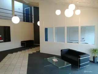 Kontor til kr. 4.500 inkl. alt