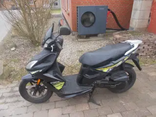 kymco super 8 50 30 scooter