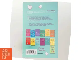 Fyre & flammer - flirt! : en guide til alle piger af Cathy Hopkins (Bog)