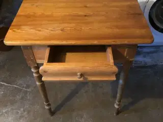 Lille bord